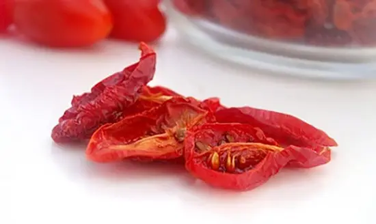 ta được cà chua khô