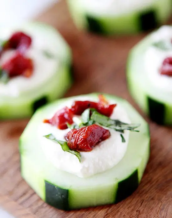 Cách làm món dưa chuột phô mai đơn giản cho ngày hè
