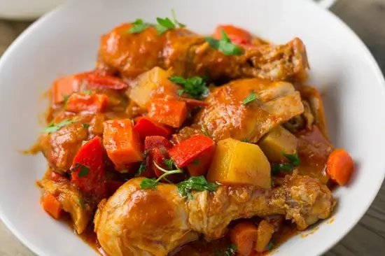 Cách làm món gà om sốt cà chua mới lạ 1