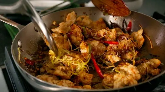 trộn gà với rau củ