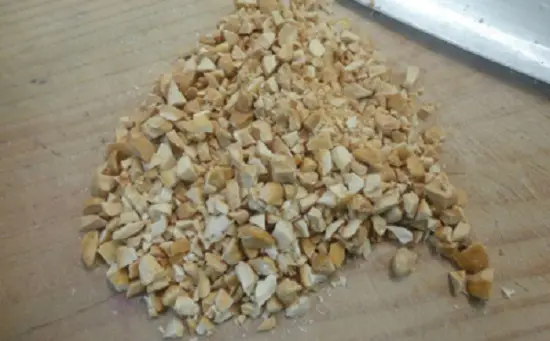 đập nhỏ hạt điều