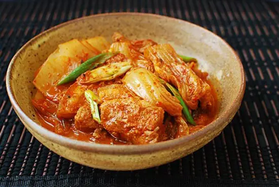 Cách làm món kim chi kho thịt