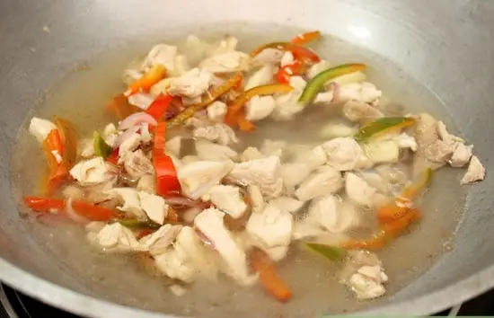 miến xào thịt gà rau củ ngon