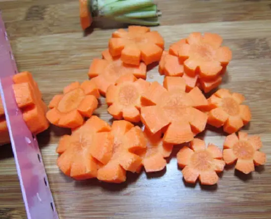 Cách làm món mực xào hành tây bên mâm cỗ 4