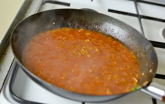 nêm nếm nước sốt