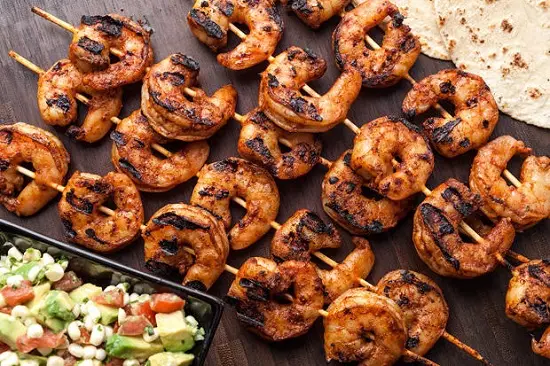 Cách làm món Tacos tôm nướng sốt bơ siêu hấp dẫn
