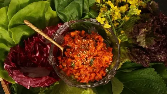 táo ngâm nước sốt tại nhà