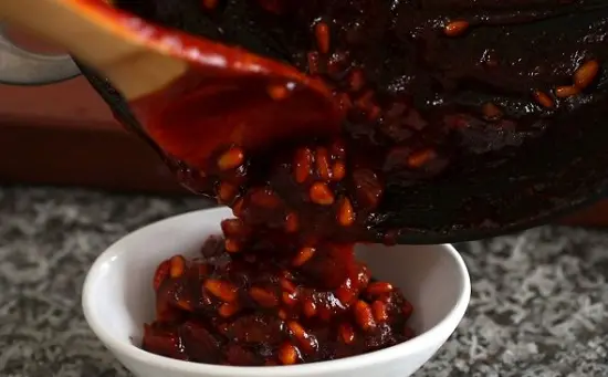 làm thịt bò sốt tương ớt cho cả gia đình