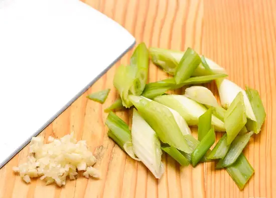 tỏi băm nhỏ