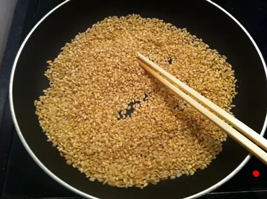 vừng trắng rang vàng