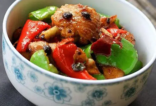 Cách làm món thịt gà xào ớt chuông