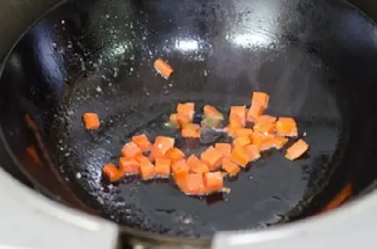 xào cà rốt