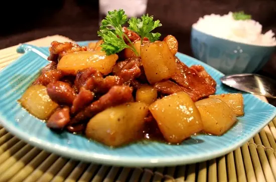 thịt kho củ cải thành phẩm