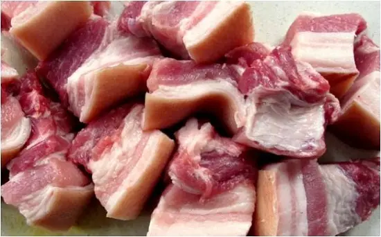 Cách làm món thịt kho tàu hấp dẫn 5