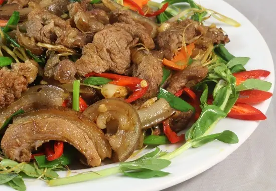 thịt lợn xào xả ớt thành phẩm
