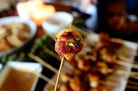 tôm xiên dứa nướng