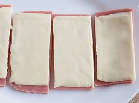 trứng cuộn phô mai cách làm 1