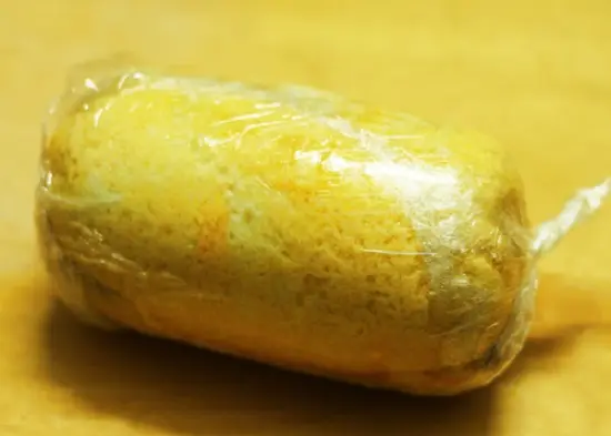 cuộn chặt lại
