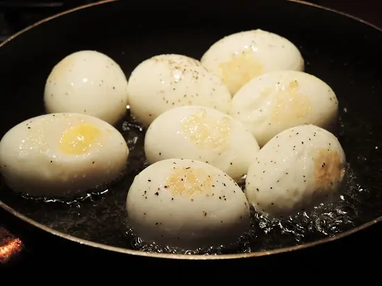 Cách làm món trứng rán ngon nhất 3