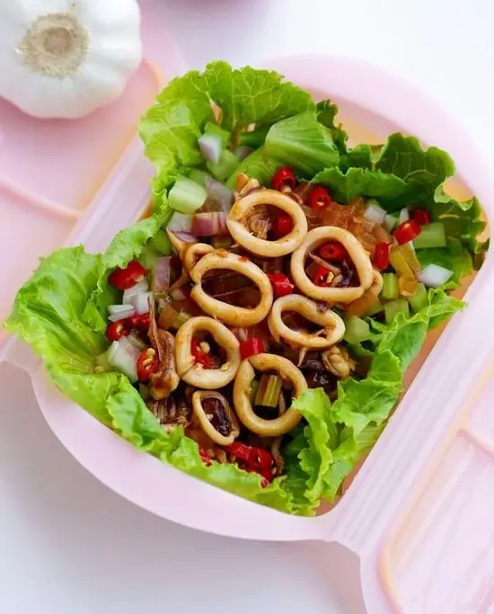 cách làm mực hấp kiểu Thái