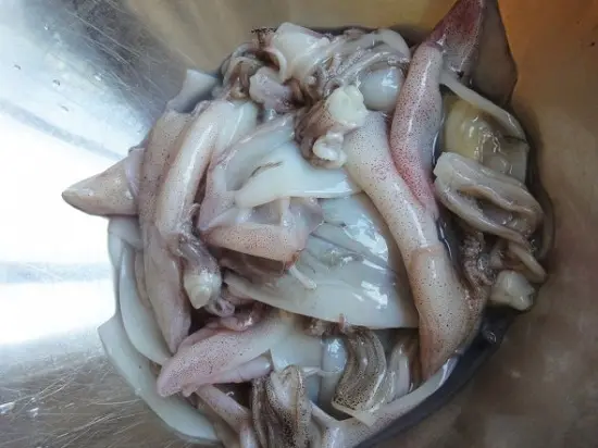 Cách làm mực muối cay kiểu Hàn mới lạ 2