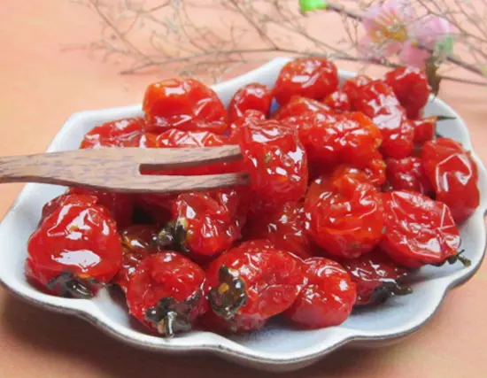 cach-lam-mut-ca-chua-5
