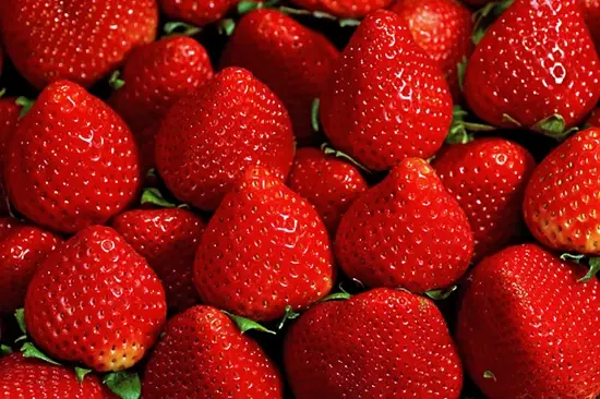Cách làm mứt dâu tây ngon