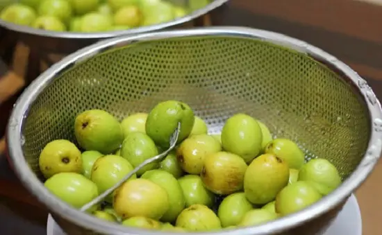 Cách làm mứt táo đón Tết thật vui