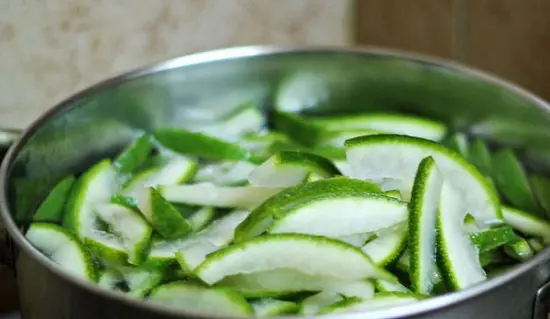 Cách làm mứt vỏ bưởi