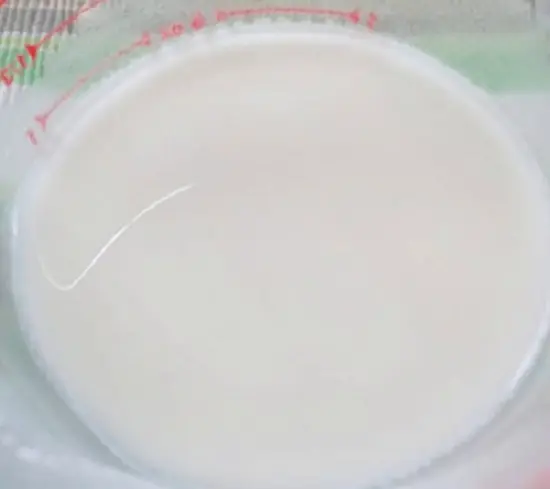 khuấy bột ngô