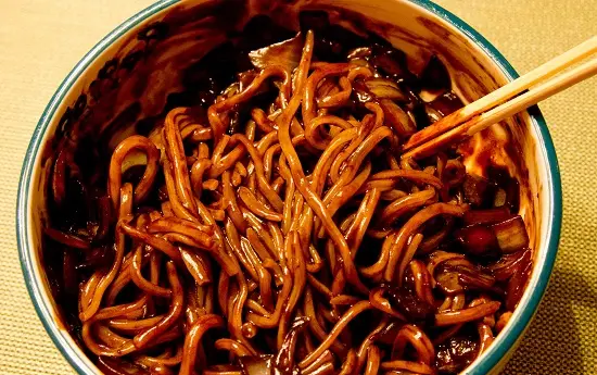 mỳ đen hàn quốc cách làm 3