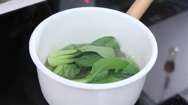 cach lam mon nam nhoi tom voi dam bong xong khoi Trung Hoa f