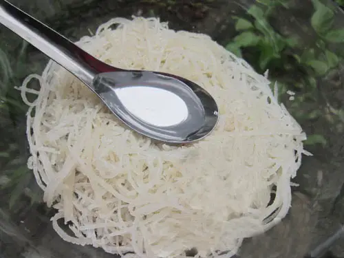chế biến bì lộn làm nem chua Thanh Hóa - cách làm nem chua