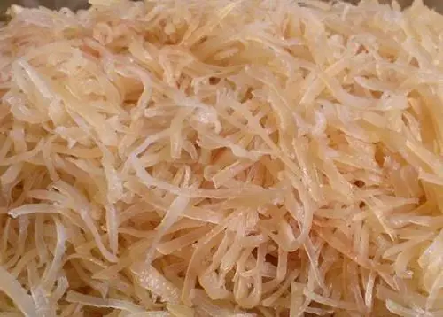 chế biến bì lợn làm nem chua rán - cách làm nem chua
