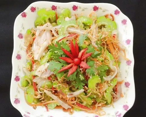 Cách làm nộm mướp đắng độc đáo lạ miệng