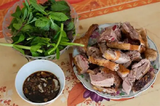 nuoc-cham-vit-quay