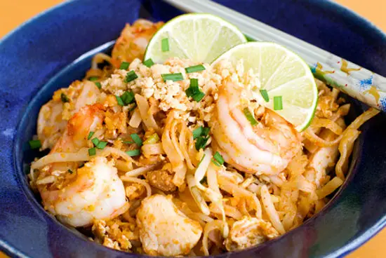 pho-xao-chua-ngot-1
