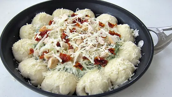 cách làm pizza chảo nhúng độc đáo 10