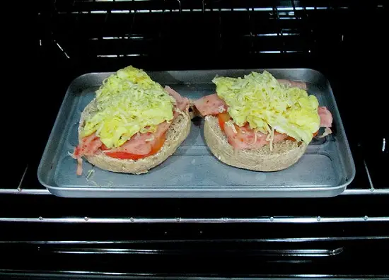 nướng pizza