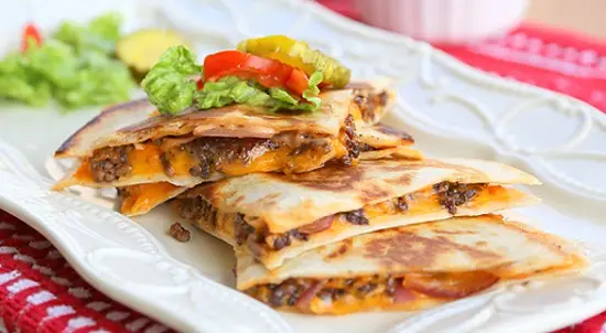 cach-lam-pizza-thit-bo-kieu-mexico-a
