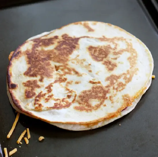 cach-lam-pizza-thit-bo-kieu-mexico-e