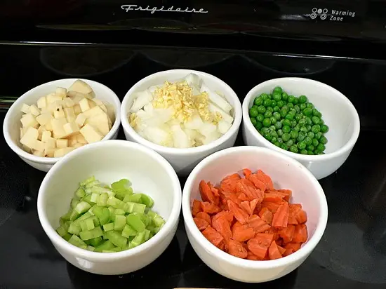 Cách làm pot pie bò ngon tuyệt 7