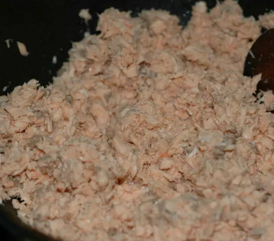 ruoc-ca-hoi-cho-be-la-mieng-hay-an-5