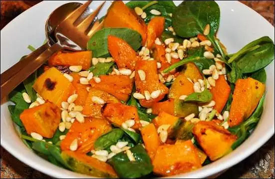 Cách làm salad bí ngô cực hấp dẫn
