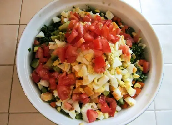 Cách làm salad rau củ hỗn hợp tươi mát bổ dưỡng mùa hè 11