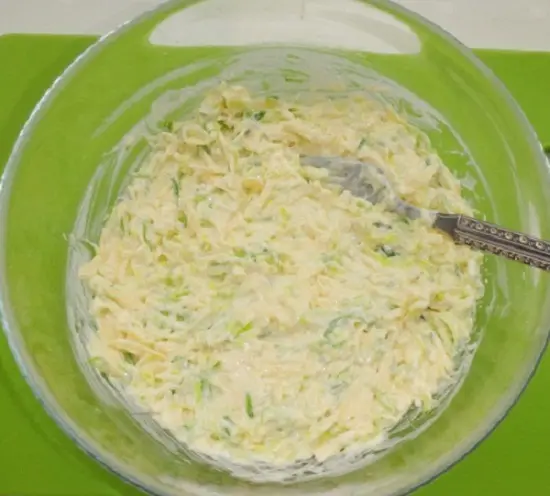 salad tỏi tây cách làm 1