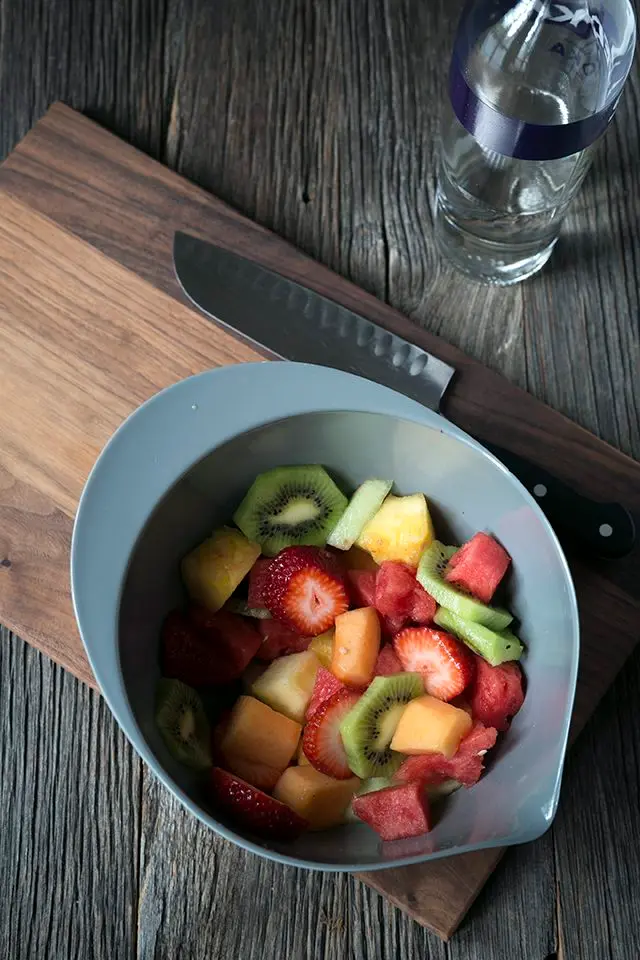 Cách làm salad trái cây mát lạnh ngày hè hấp dẫn