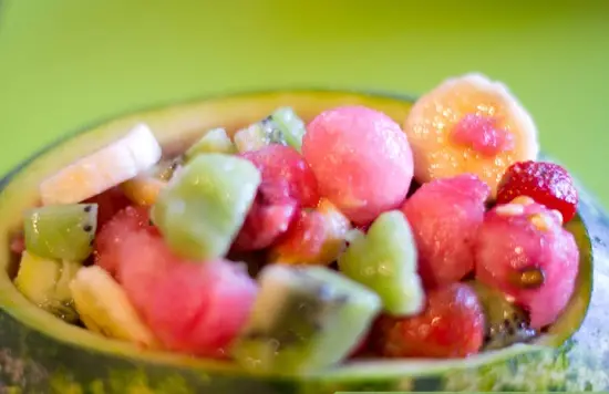Cách làm salad trái cây mùa hè 4