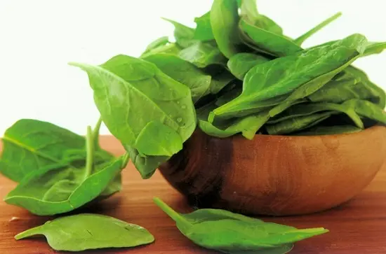 rau bina đem rửa sạch