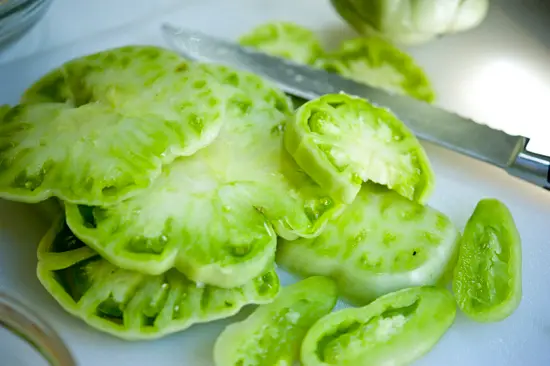 cắt lát cà chua